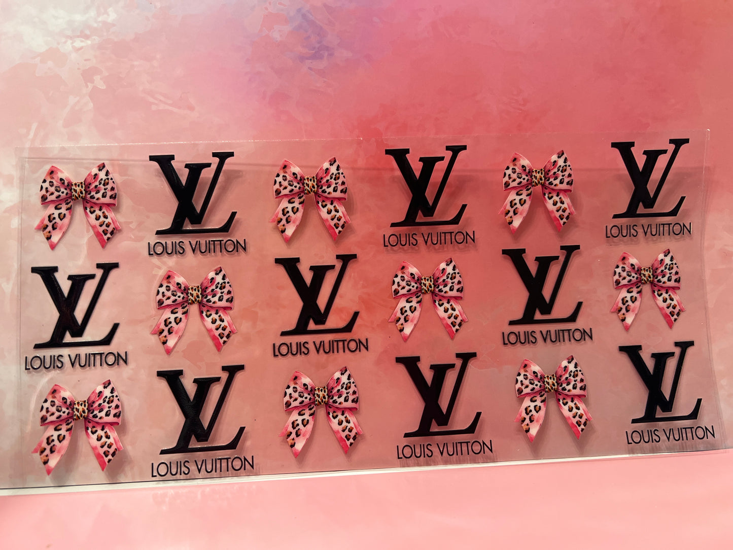 #645 Louis Vuitton pink leopard print bows