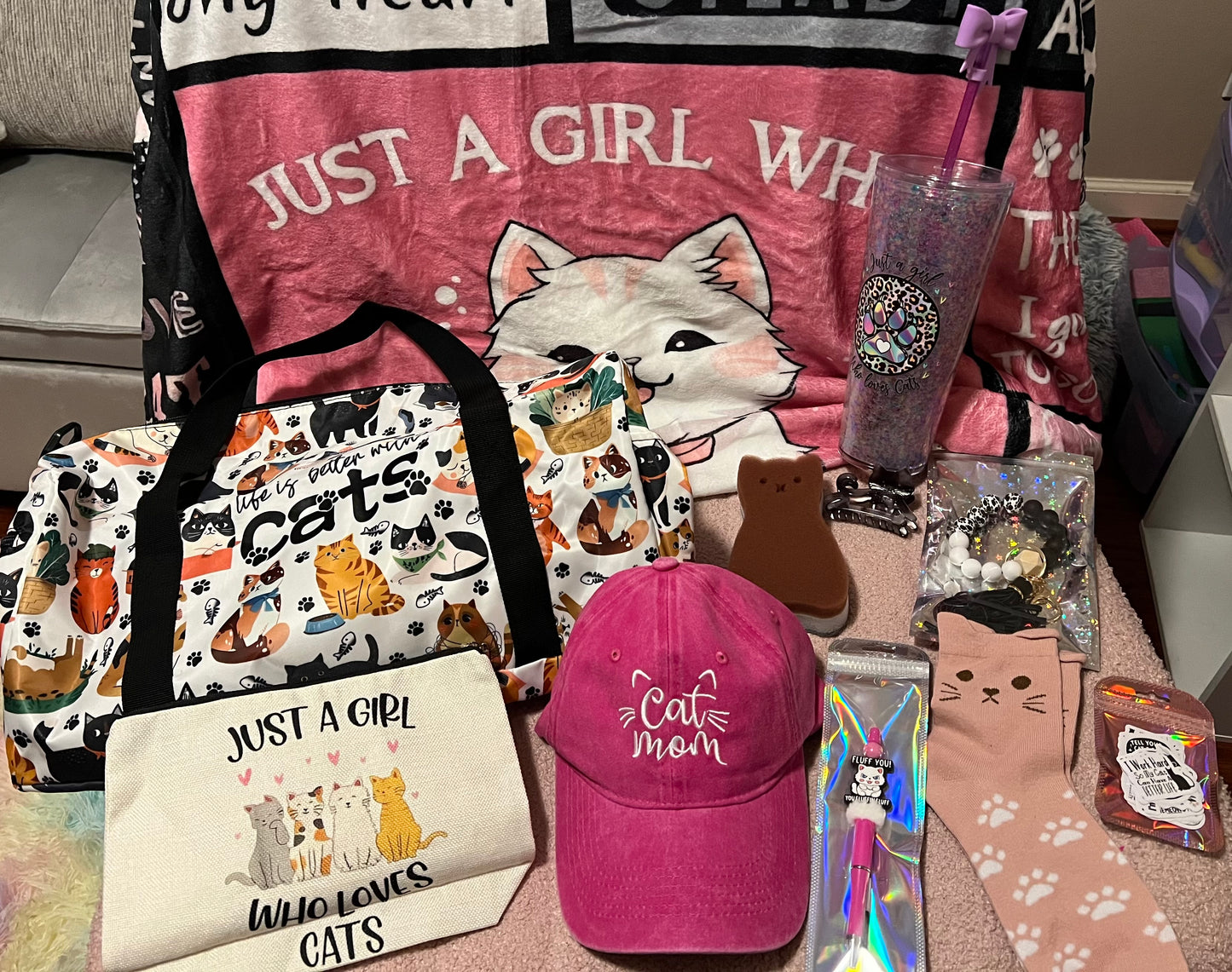 Cat Bundle raffle 🐈‍⬛🐈