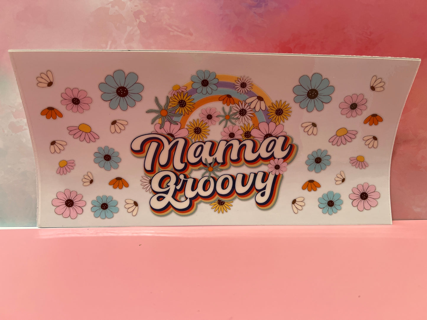 #028 Mama Groovy rainbow