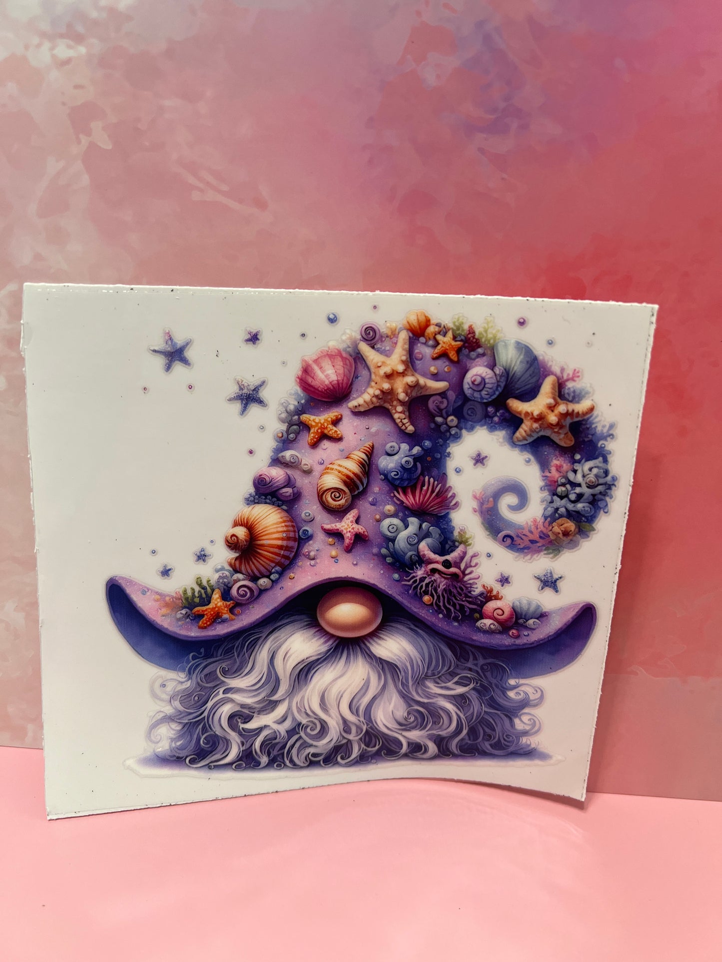 #193 purple hat gnome