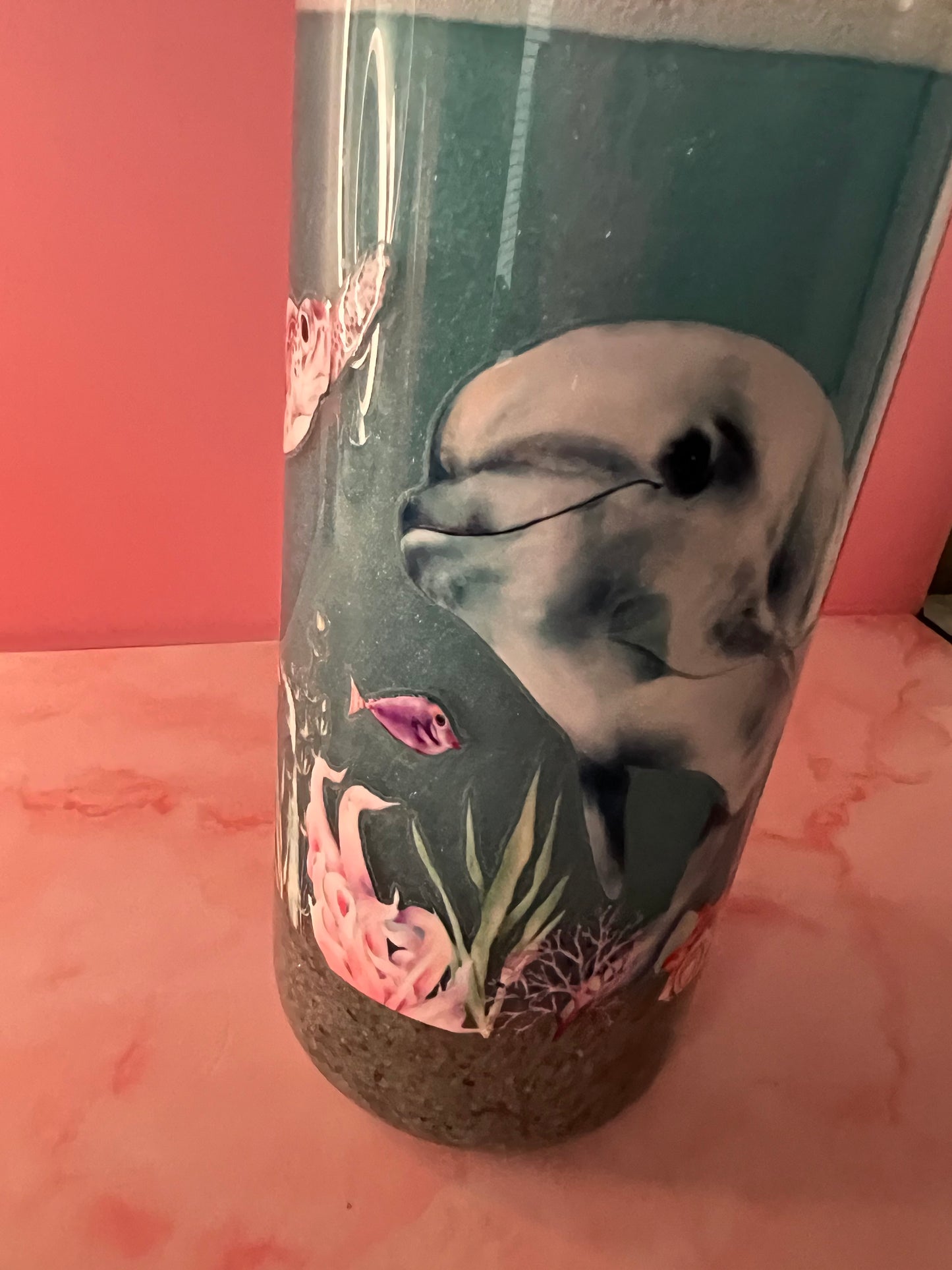 20 oz Glass Dolphin beach filled tumbler