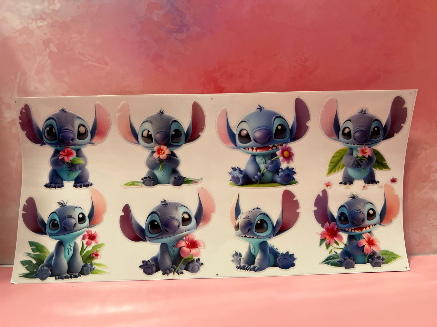 #525 Stitch posing with flowers