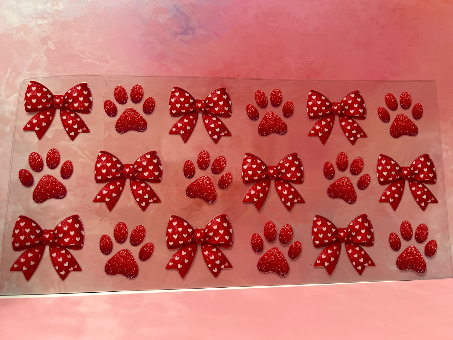 #729 Red bows & paw prints