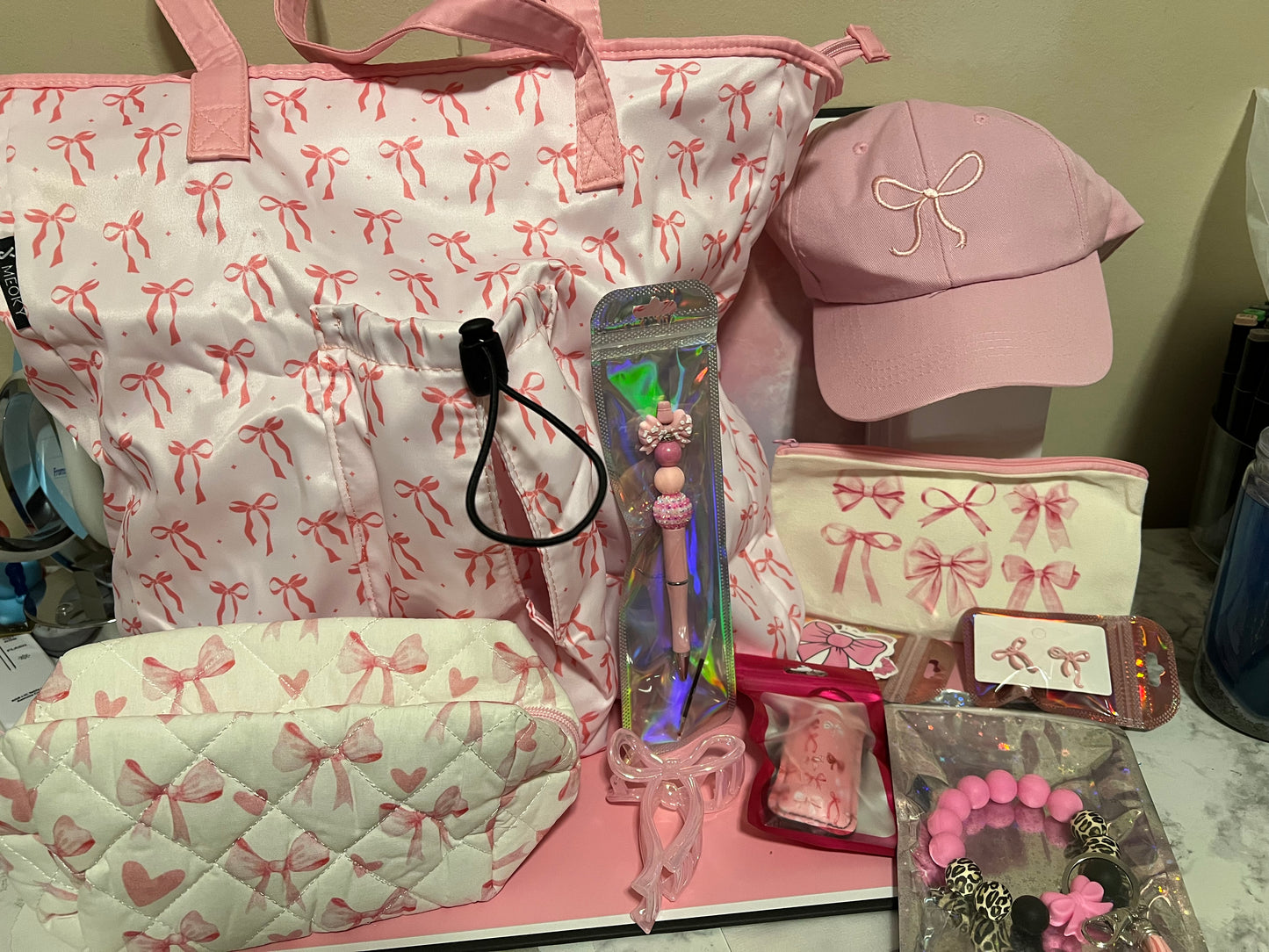 Pink Bow 🎀 raffle Bundle