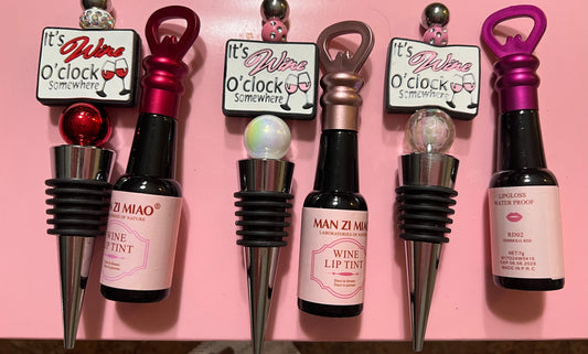 Wine topper & lip gloss beaded bundle